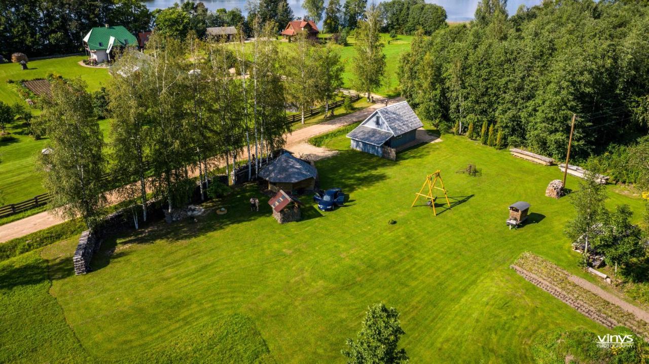 Perkonu Namins Villa Balvi Eksteriør bilde